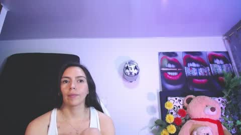 Snapshot of lika_little3 chatting on 06/11/26, 02:53 Liika online show from 06/11/26, 02:53