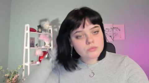 lika_pop online show from 03/01/26, 07:49