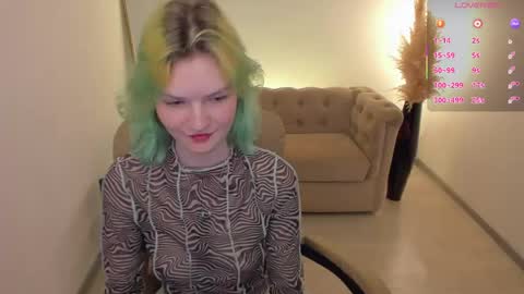 Snapshot of lika_sky chatting on 05/21/26, 06:20 lika_sky online show from 05/21/26, 06:20