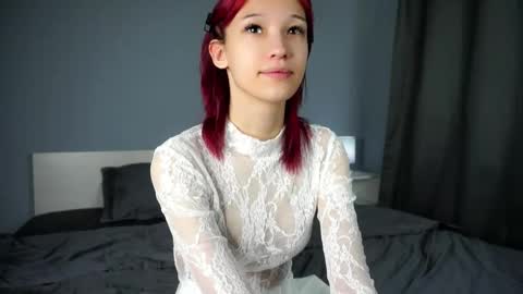 Emi online show from 11/01/25, 11:23