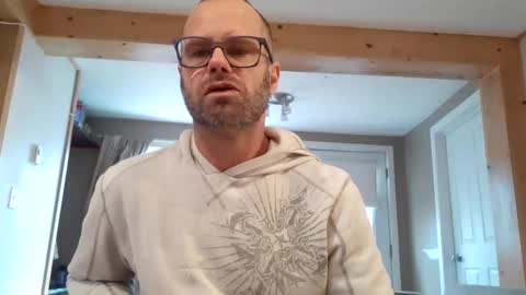 Snapshot of likedoingit69 chatting on 12/30/24, 02:08 St pierre online show from 12/30/24, 02:08