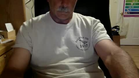 likefhot online show from 04/15/26, 02:02