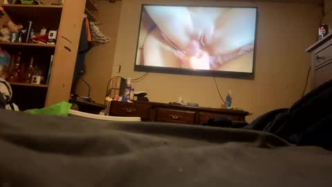 Snapshot of likestobewatched151 chatting on 01/11/25, 01:06 likestobewatched151 online show from 01/11/25, 01:06