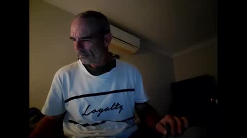 Snapshot of liketowatch1234529419 chatting on 05/18/26, 02:23 liketowatch1234529419 online show from 05/18/26, 02:23