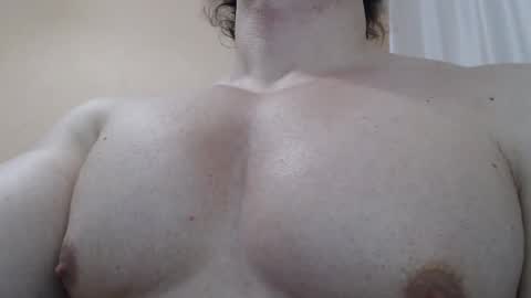 Snapshot of likwidator84 chatting on 12/15/25, 11:25 Maximus online show from 12/15/25, 11:25