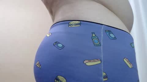 Snapshot of likwidator84 chatting on 02/25/26, 02:21 Maximus online show from 02/25/26, 02:21