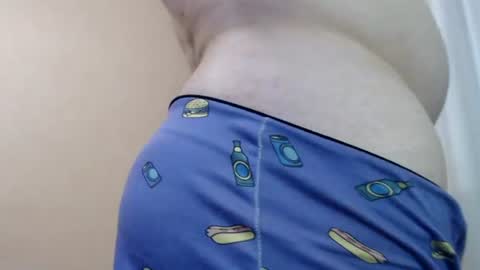 Snapshot of likwidator84 chatting on 07/16/26, 04:51 Maximus online show from 07/16/26, 04:51