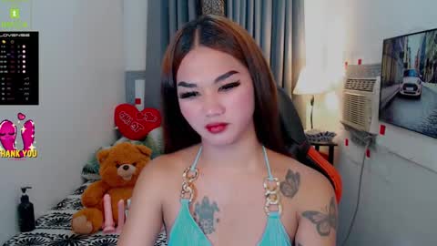 LILY online show from 02/09/25, 03:34