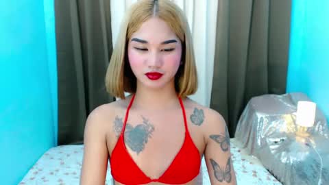 LILY online show from 05/23/26, 02:43