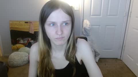 lil gemmie online show from 01/08/25, 06:52