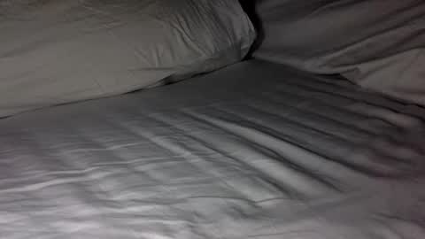 LIL i online show from 12/21/25, 09:44