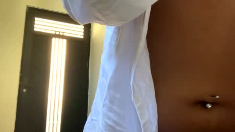 Lilith online show from 12/08/24, 06:06