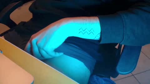 lil_j_ online show from 10/09/25, 07:56