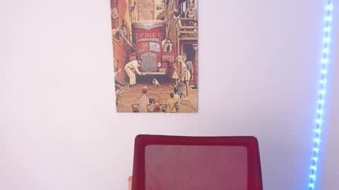 Snapshot of lil_lisaa chatting on 12/17/24, 02:33 Lisaa online show from 12/17/24, 02:33