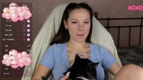 little moon online show from 02/23/25, 04:02