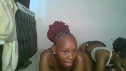 lil_meg online show from 03/04/26, 06:41