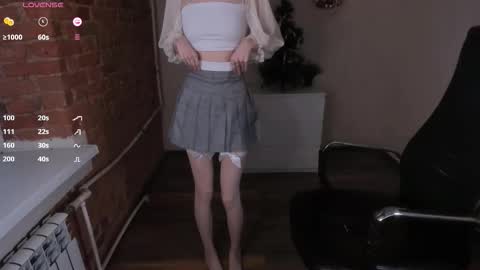 Melanie  Follow me  online show from 01/10/26, 11:45