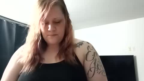 lil_nelli8 online show from 02/12/26, 07:47