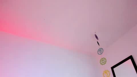 Lola online show from 10/16/25, 02:01