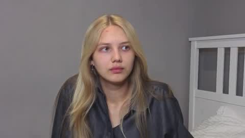 Emma online show from 09/20/25, 10:49