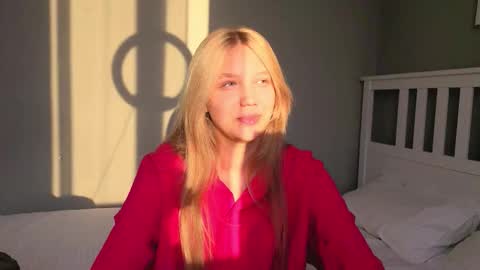 Emma online show from 10/22/25, 09:53