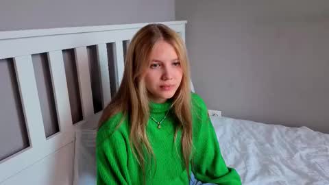 Emma online show from 03/18/26, 05:54