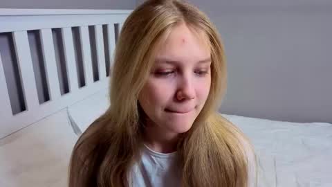 Emma online show from 03/27/26, 12:05