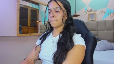 Snapshot of lila_foox chatting on 01/21/25, 07:06 LILA online show from 01/21/25, 07:06