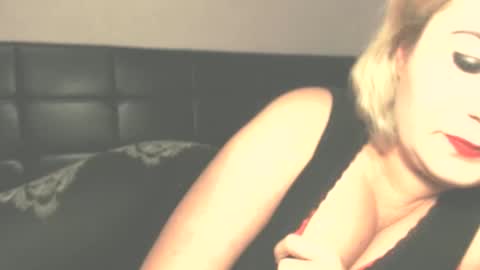 Snapshot of lilada27 chatting on 09/17/25, 05:25 lila online show from 09/17/25, 05:25