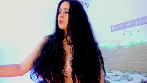 Snapshot of lilah_sweet chatting on 03/01/25, 07:15 Lilah Sweet online show from 03/01/25, 07:15