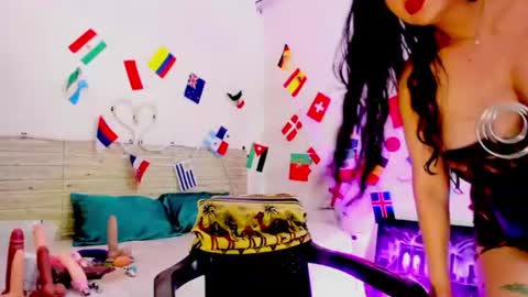 Snapshot of lilah_sweet chatting on 07/09/26, 01:26 Lilah Sweet online show from 07/09/26, 01:26