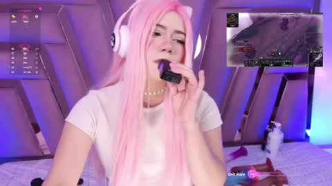 Snapshot of lilapop__ chatting on 05/25/26, 08:59 Lila online show from 05/25/26, 08:59