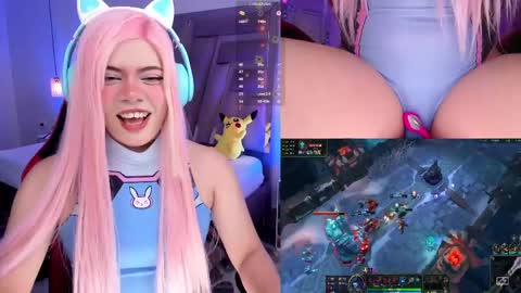 Snapshot of lilapop__ chatting on 05/30/26, 02:03 Lila online show from 05/30/26, 02:03