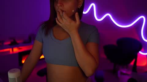 Rebecca online show from 02/25/26, 07:40