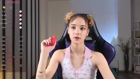 Hi im Yuki online show from 12/19/25, 11:06