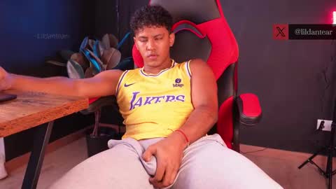 Dante online show from 01/17/26, 11:37