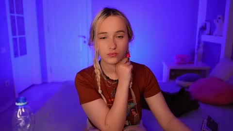 Anna online show from 04/21/26, 10:12