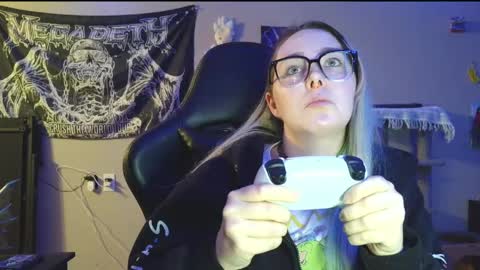 emily ryanson online show from 04/21/26, 01:42