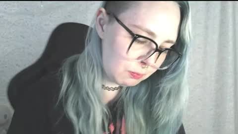 Snapshot of lilemmy1999 chatting on 06/03/26, 06:35 emily ryanson online show from 06/03/26, 06:35