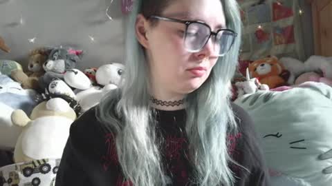 Snapshot of lilemmy1999 chatting on 06/16/26, 09:06 emily ryanson online show from 06/16/26, 09:06