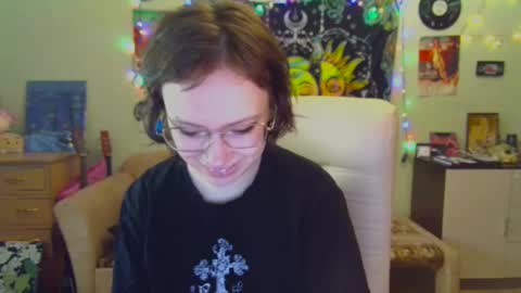 Snapshot of lileyfoxxx chatting on 01/09/25, 11:14 Lil online show from 01/09/25, 11:14