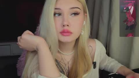 Nika and Lori online show from 10/15/25, 06:52