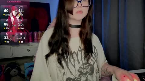 Snapshot of lilhornyprincess chatting on 06/03/26, 04:45 Nika and Lori online show from 06/03/26, 04:45