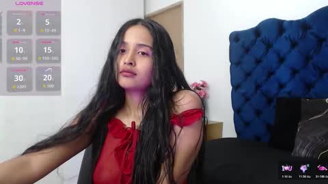 Lili online show from 10/30/25, 03:08