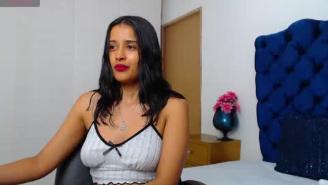 Lili online show from 05/07/26, 03:23