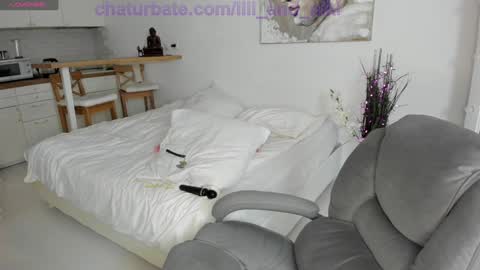 Lilith Nickol online show from 01/31/25, 09:26