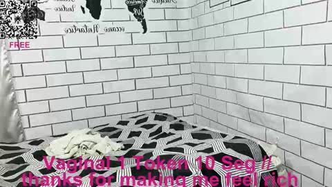 lili_hot_1 online show from 11/12/25, 04:51