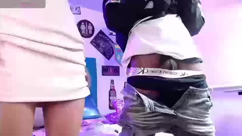 lili_roussi online show from 09/11/25, 10:43