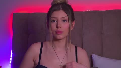 Snapshot of liliabianca chatting on 01/31/25, 10:20 Mia online show from 01/31/25, 10:20