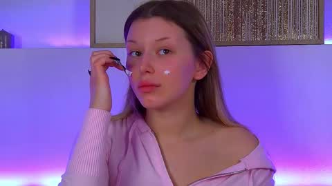 Snapshot of liliabianca chatting on 02/20/25, 06:50 Mia online show from 02/20/25, 06:50